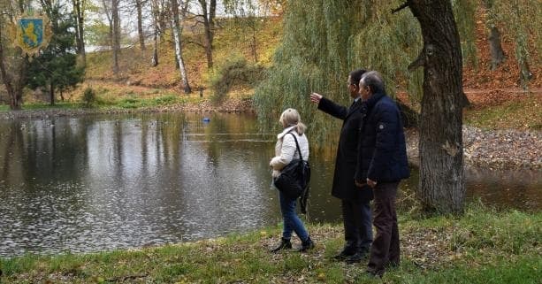 У львівському Ботанічному саду реконструювали водойму