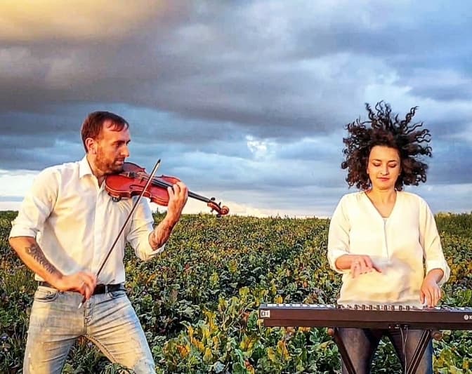 Львівське подружжя музикантів Божиків перемогло у конкурсі каверів. Відео