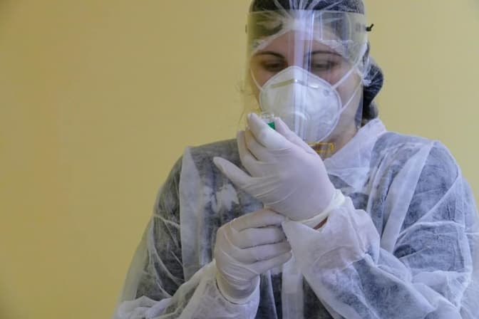 Інтервал між двома щепленнями від Covid-19 збільшили до трьох місяців