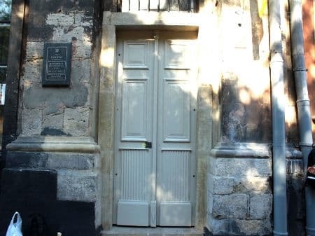 На площі Ринок у Львові завершили реставрацію історичної брами