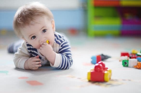 Шпильки, кульчики і навіть ложка. Що ковтають наші діти. Фото