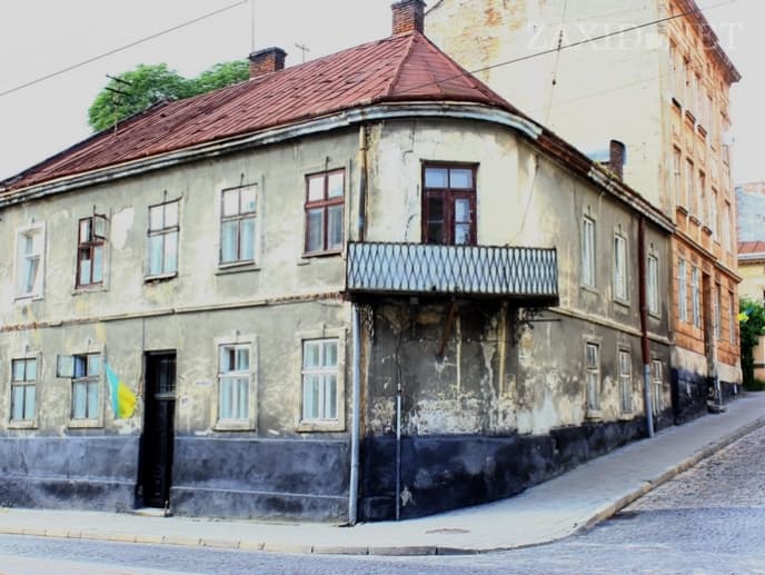 Найбільше аварійних будинків розташовані у Залізничному районі та центрі Львова