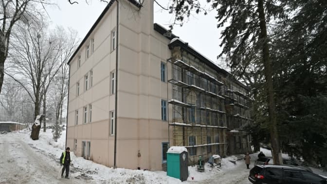 Будівля стаціонарного відділення паліативної допомоги на вул. Мушака, 54. ЛМР