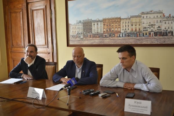 Для львів’ян відкрили онлайн-доступ до всіх ухвал Міськради від 1990 року