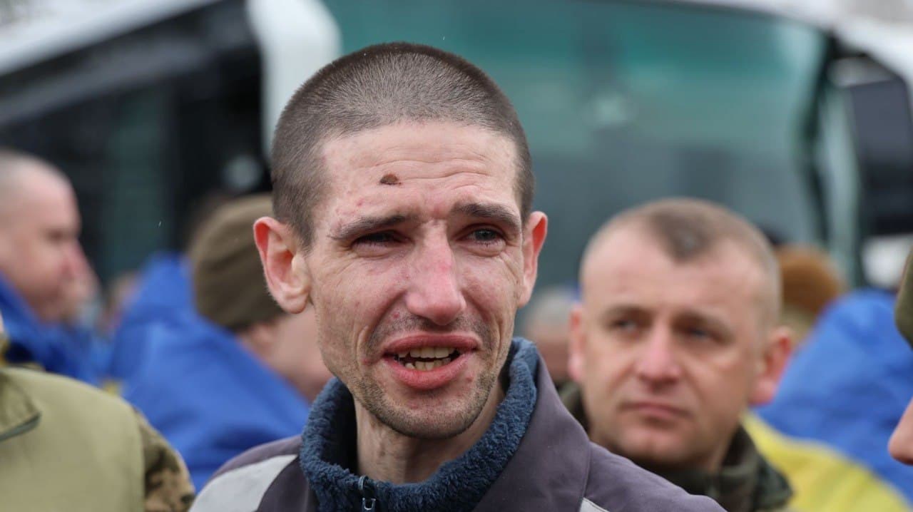 Звільнені з полону 11 квітня / фото: Координаційний штаб