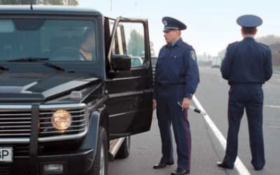 Урядовці хочуть заборонити українським даіцям перевіряти у водіїв товарні документи