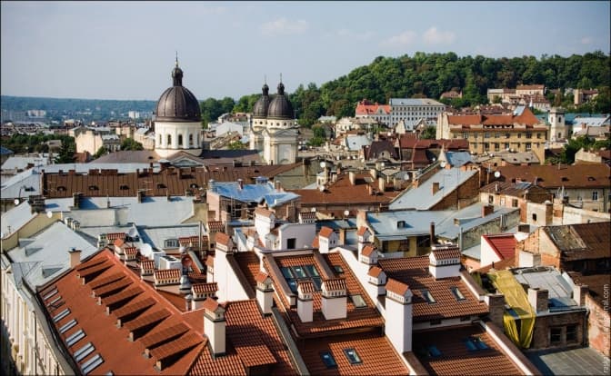 У Львові ремонтують дахи за 40 млн грн. Перелік