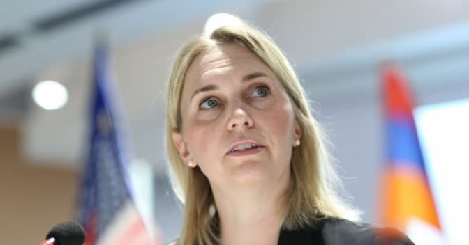 Посол США в Україні Бріджит Брінк