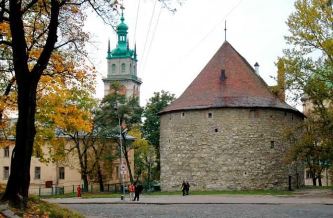 Порохову вежу у Львові лишать у користуванні Спілки архітекторів