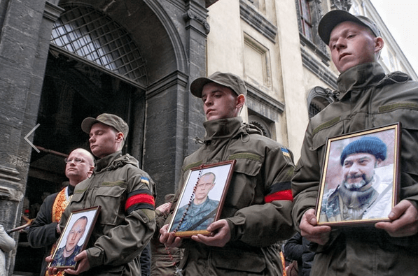 Львів попрощався з Героями. Фото