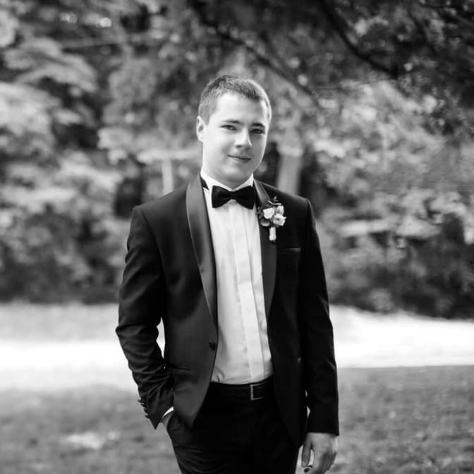 24-річний волонтер бореться з раком. Львів’ян просять допомогти. Оновлено