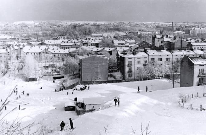Яким був зимовий Львів понад 60 років тому. Атмосферні фото