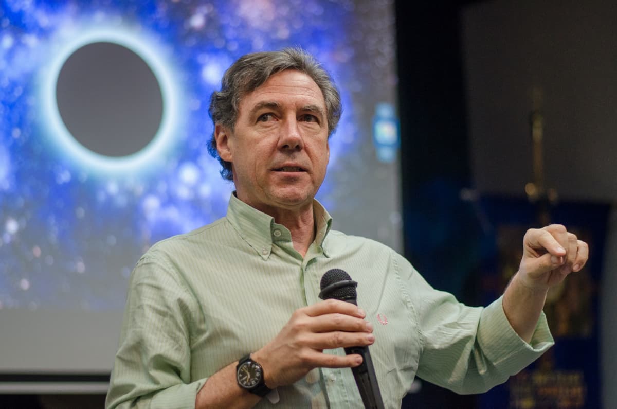 Я працював при п'яти Папах, або Як не втратити довіру в часи криз