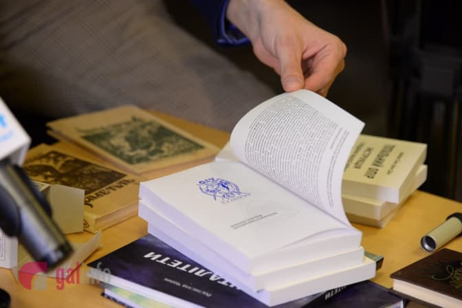 У Львові збирають книжки на фронт. Як долучитись?