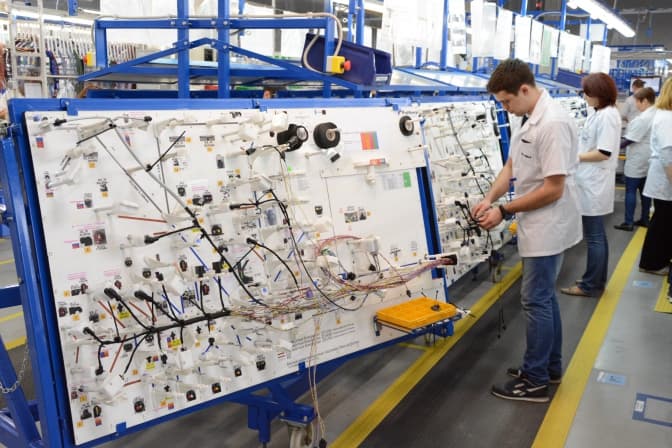 Завтра Гройсман відкриє новий цех «Фуджікури» поблизу Львова