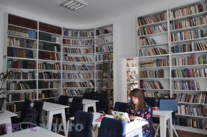 У бібліотеку через інстаграм. Для кого працюють львівські медіатеки