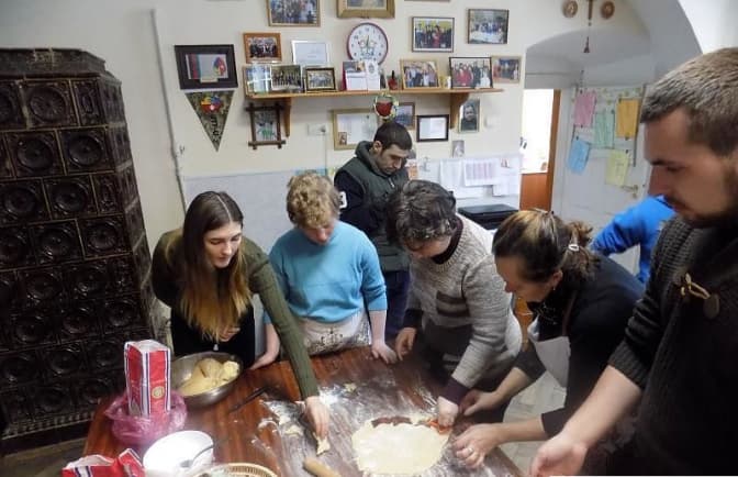 Для осіб з ментальними порушеннями у Львові запрацювала соціальна майстерня