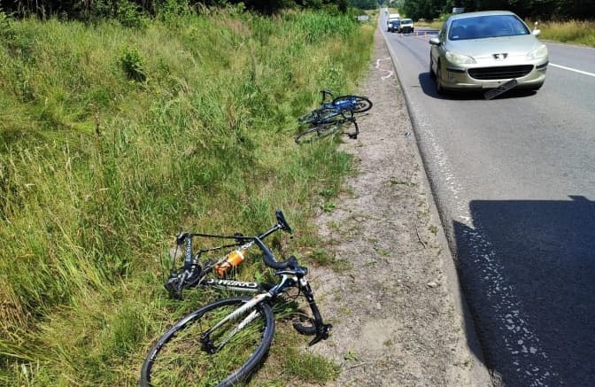 Троє велосипедисток зі збірної України потрапили в ДТП на Львівщині