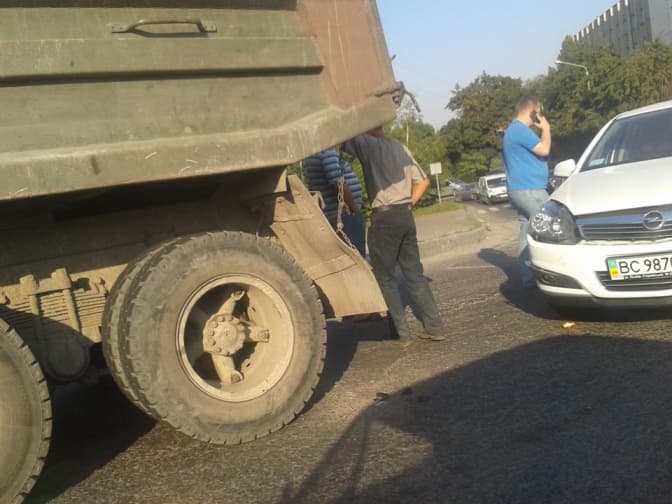 Ситуація на дорогах Львова: ДТП на Луганській