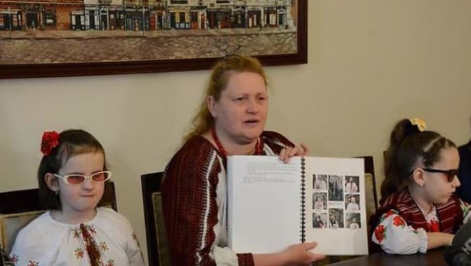 У Львові видали «Дитячий кобзар» для незрячих дітей