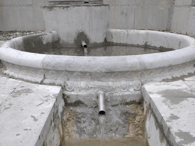 Підрядника змусили переробити благоустрій джерела біля озера Стосика