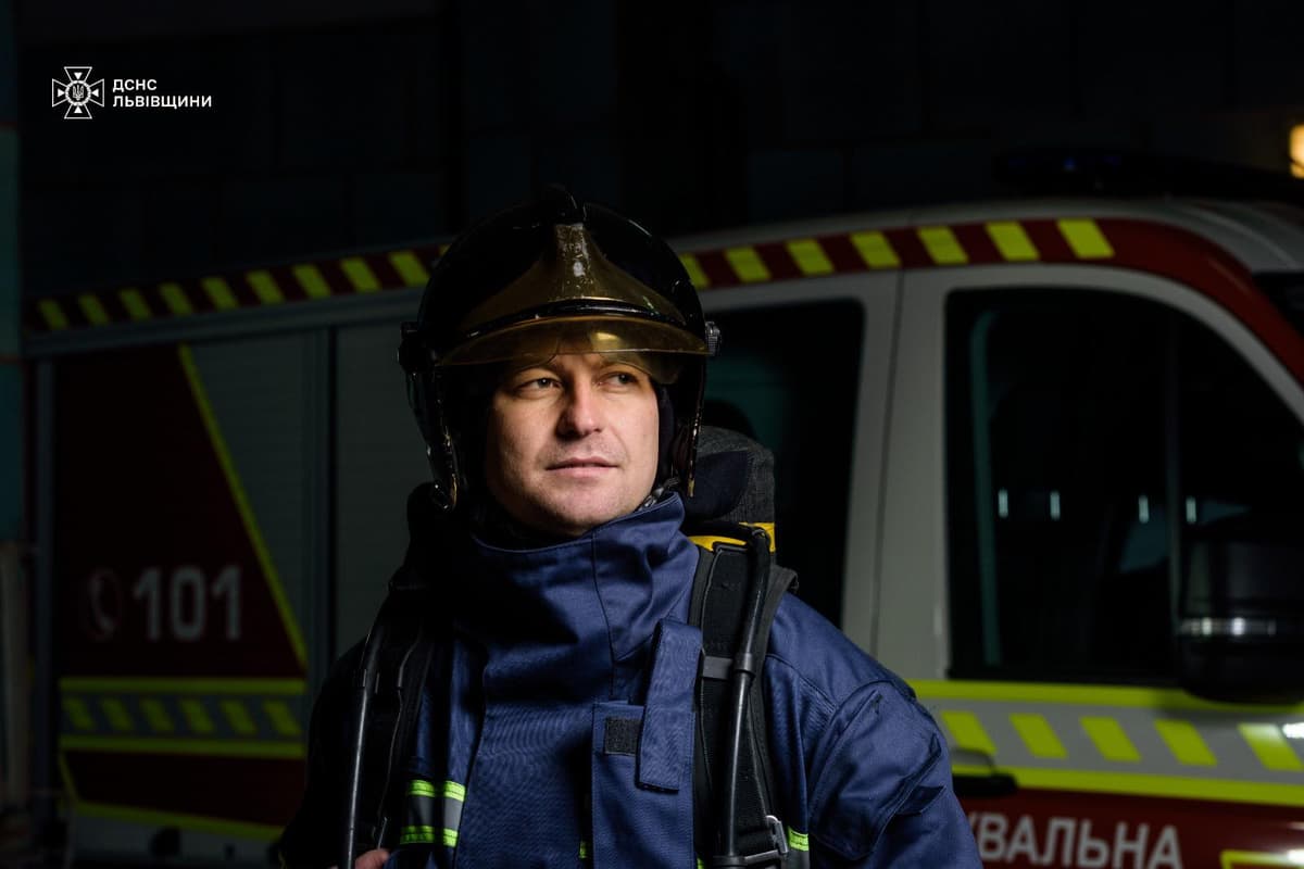 Трирічний хлопчик зачинився у квартирі у Львові: рятувальники ДСНС оперативно відкрили двері