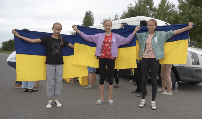 В Україну повернули ще 11 дітей, які перебували в росії або тимчасово окупованих територіях