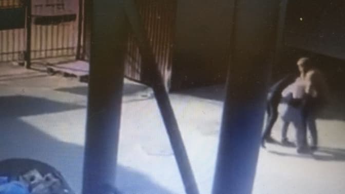 В Києві двоє нардепів стали учасниками вуличної бійки