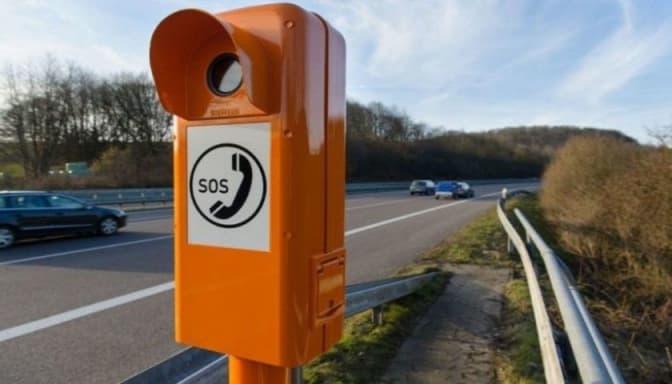 На українських дорогах можуть з'явитися SOS-станції