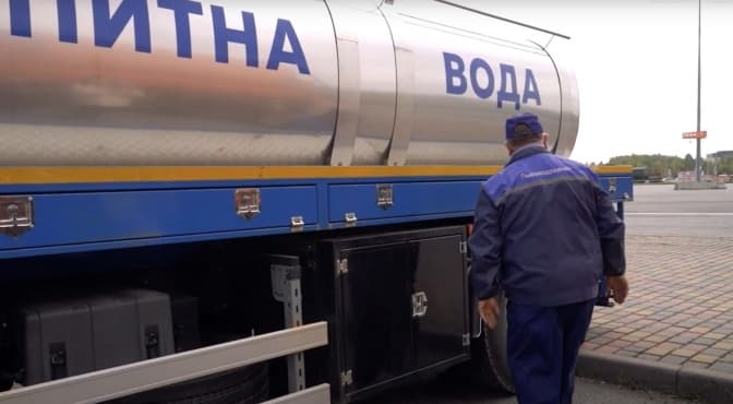 У Львові сьогодні організували 10 пунктів підвозу води: адреси