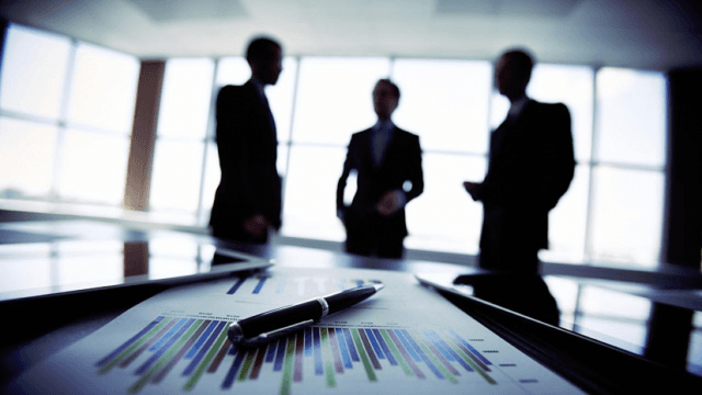 Як вижити на карантині ще місяць. Поради фінансового експерта