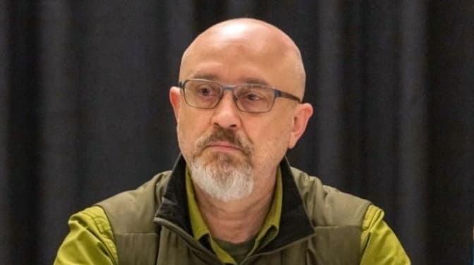 Верховна рада звільнила Резнікова з посади міністра оборони