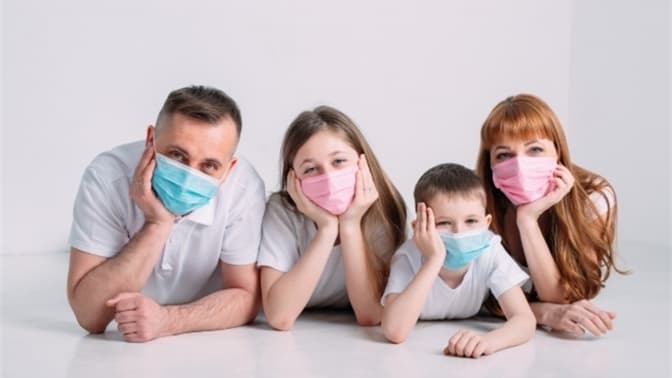 Як вижити батькам, коли карантин вкотре продовжили