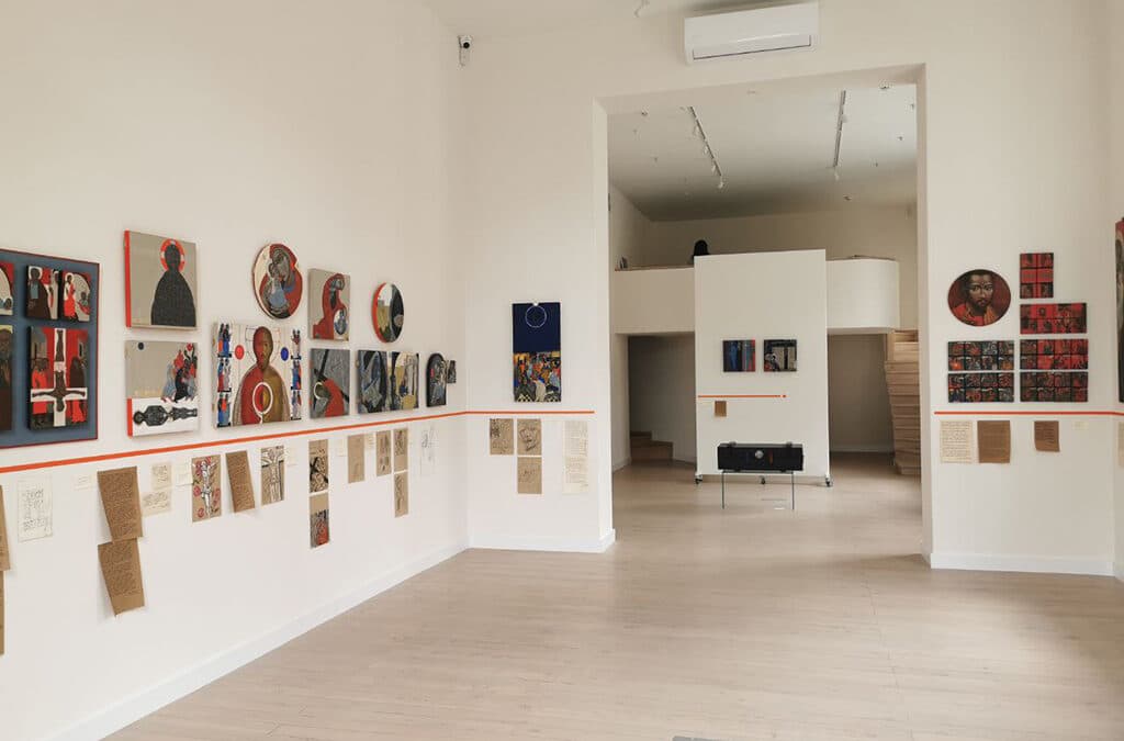 Фото з галереї "SHUM"