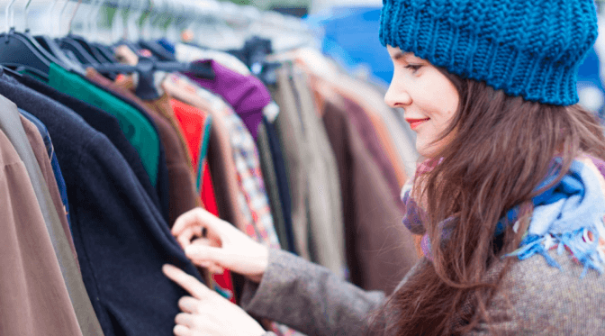 Куди віддати одяг і речі потребуючим. 7 локацій у Львові