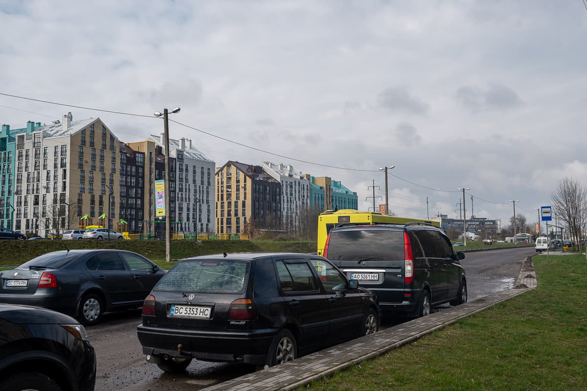 Що не так з забудовою південної околиці Львова та хто у місті відповідає за справність ліфтів. Підсумки доби