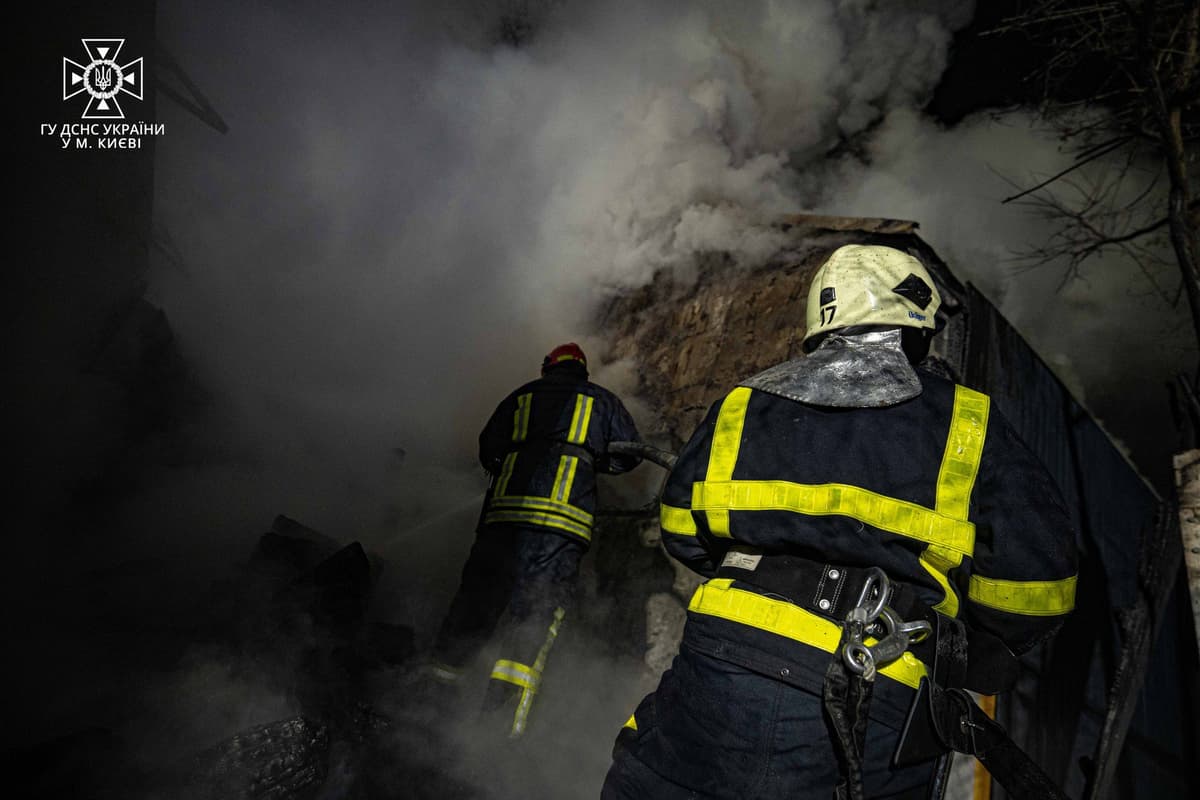 У Солом’янському районі столиці безіменному скверу присвоїли назву "Пам’яті героїв – рятувальників"