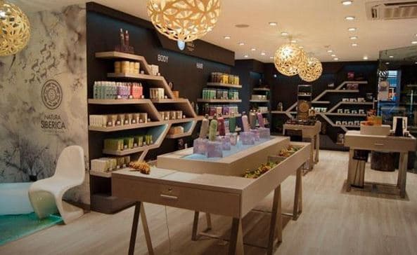 Російську косметику в Україні продаватимуть з естонським маркуванням