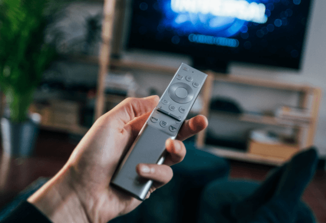 «Це – катастрофа». Мовний омбудсмен – про трансляцію серіалів російською мовою