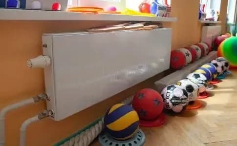 Київ готує школи до зими: 85% закладів освіти вже забезпечені генераторами для безперебійного навчання