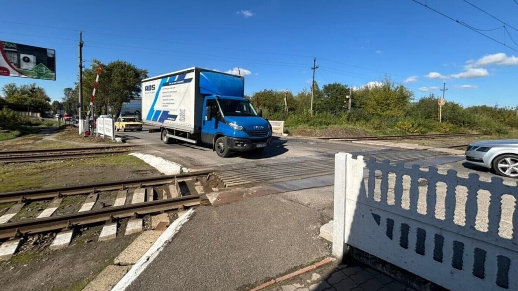 Залізничний переїзд на вул. Пластовій / ЛМР