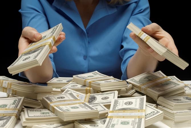 Двоє львівських підприємців з однією адресою розіграли між собою 3-мільйонний тендер військових