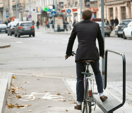 У Львові встановили ще одну «велозручність». Фотодоказ