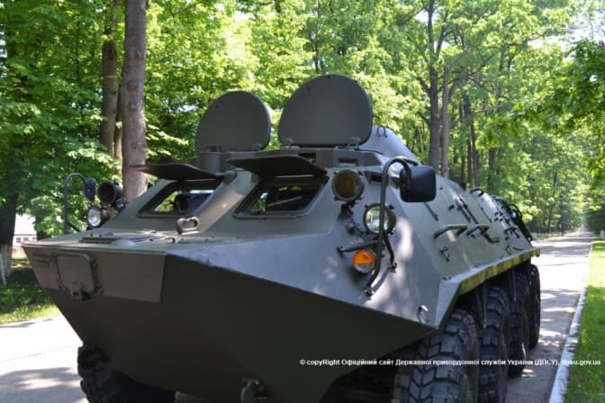 Львів’яни відновили ще один БТР для військових