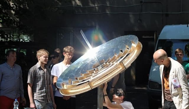 Інструкції з виготовлення сонячного концентратора. Де завантажити?