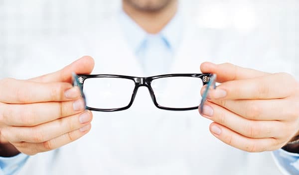 Не сиди довго біля комп’ютера: Уляна Супрун спростувала міфи про зір