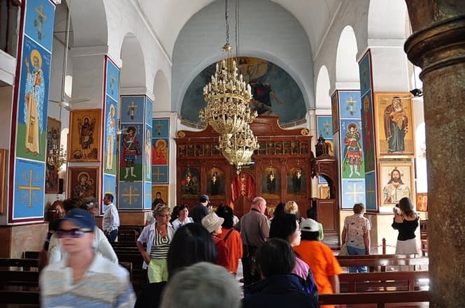 Релігійні організації звільнили від податку на нерухомість