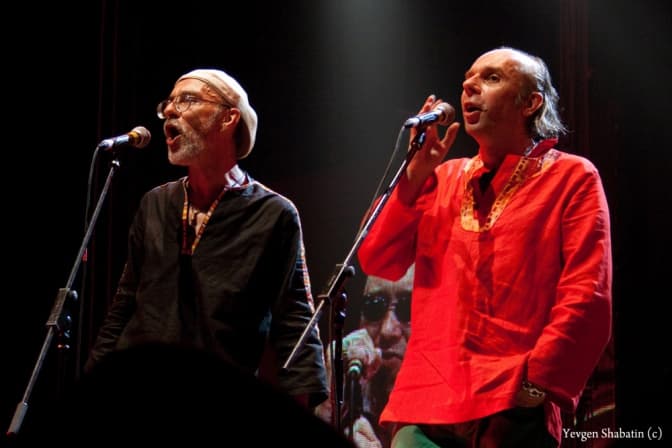 У мережі можна завантажити новий альбом «Братів Гадюкіних» і допомогти воякам