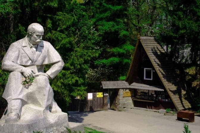 Директор «Шевченківського гаю» Роман Назаровець звільнився із посади