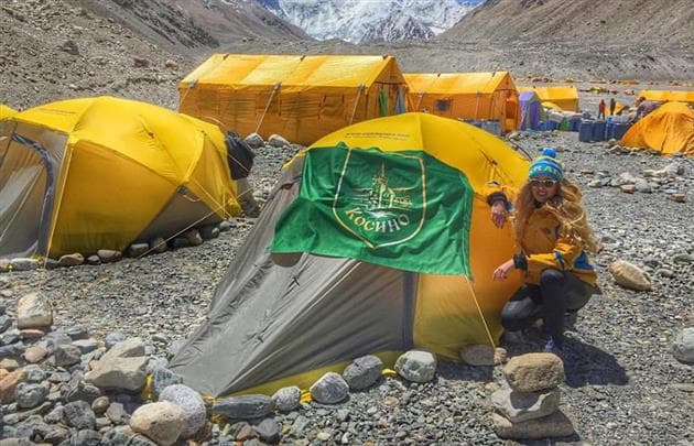 Сьогодні вперше українка підкорила Еверест